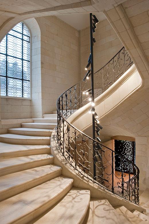escalier abbaye fontevraud